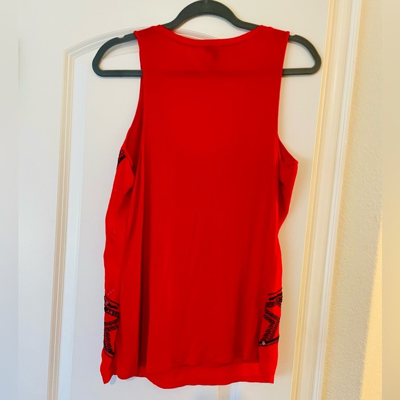 Express Women’s Red and Black Beaded Tank Top - Picture 3 of 4